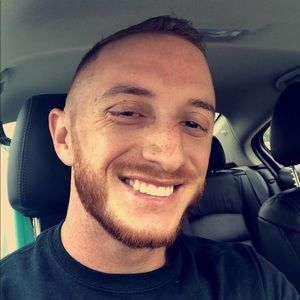 Meet your Posher, Dustin